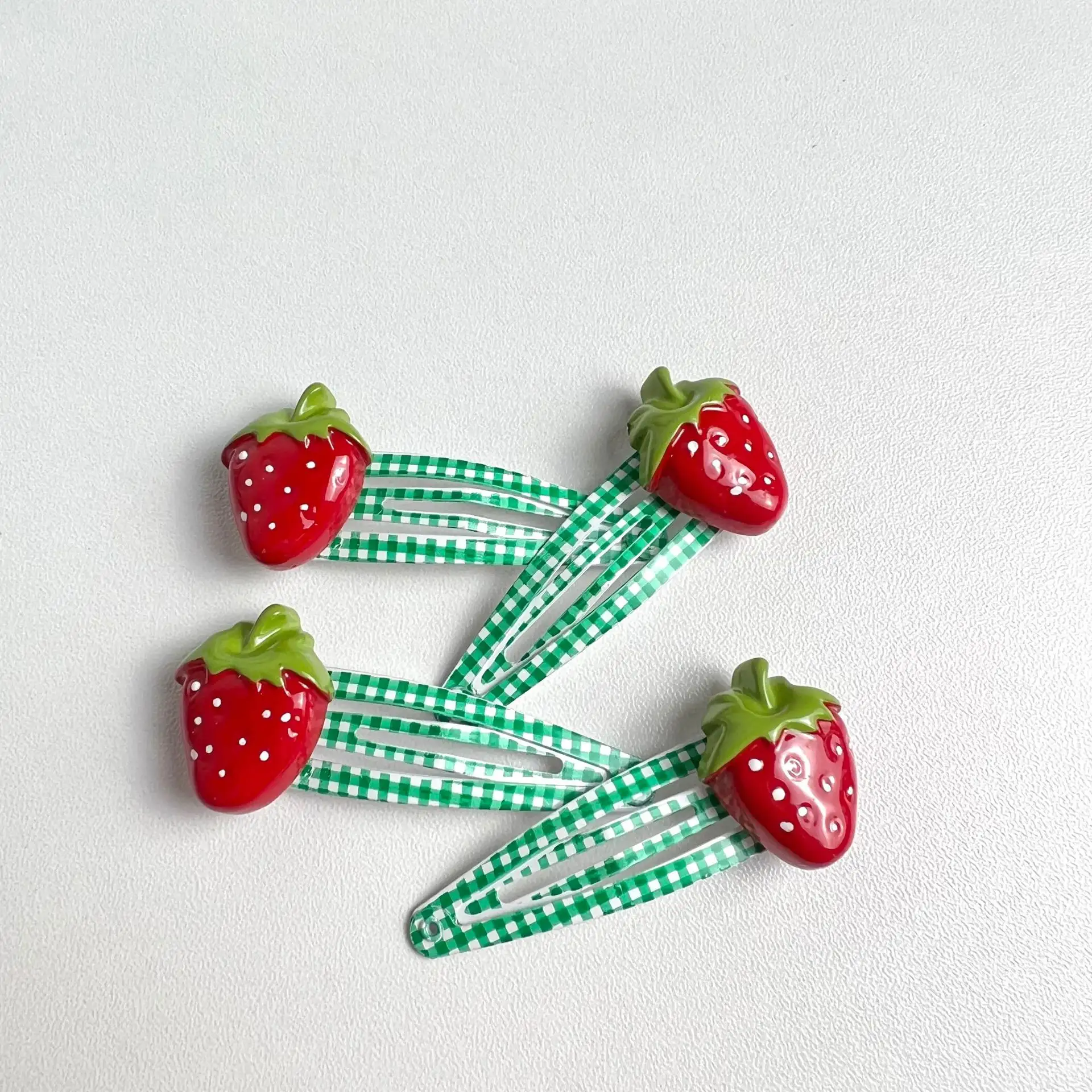 Strawberry Cute Vintage Hair
