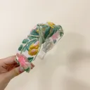 Knotted Green Pink