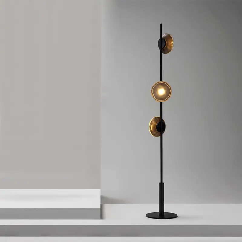 Simple Floor Lamp For The Living Room And Bedroom