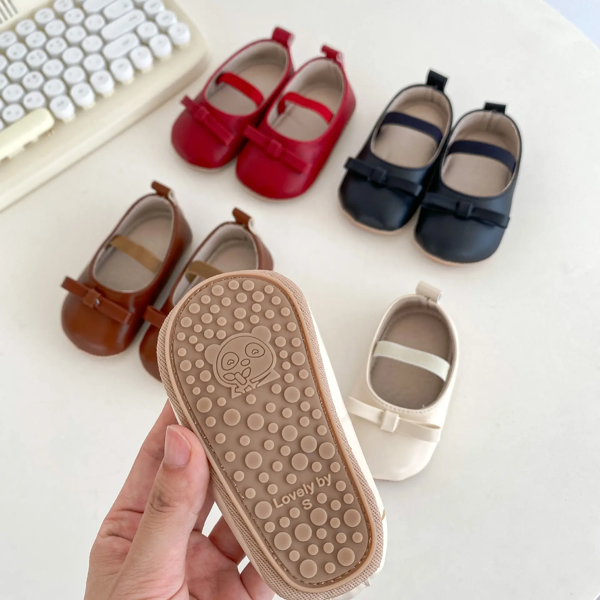 Women's Soft Non-slip Wear-resistant Soft-soled Shoes