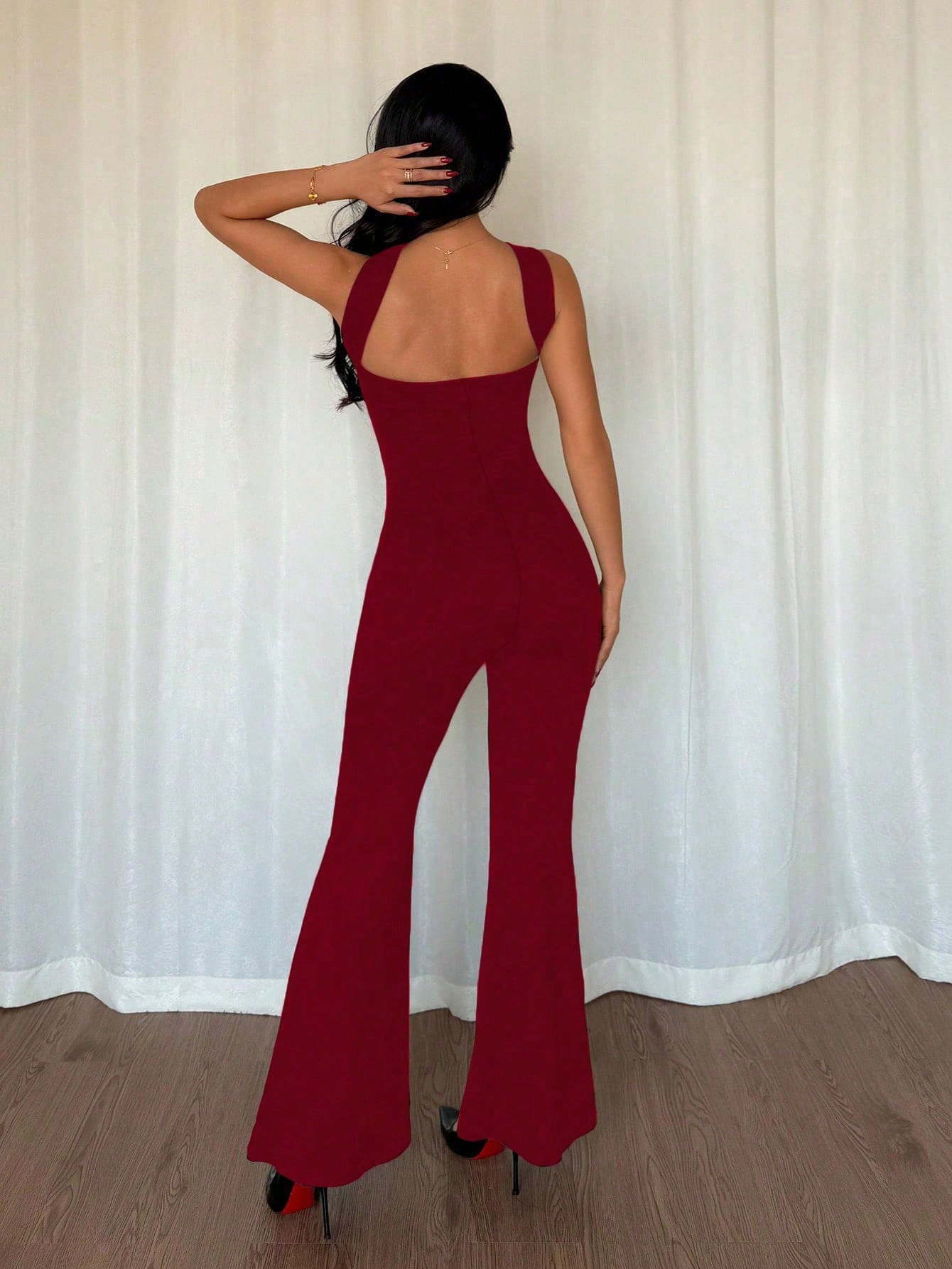 Buy Women's Clothing Online | Buy Trending Dresses for Women