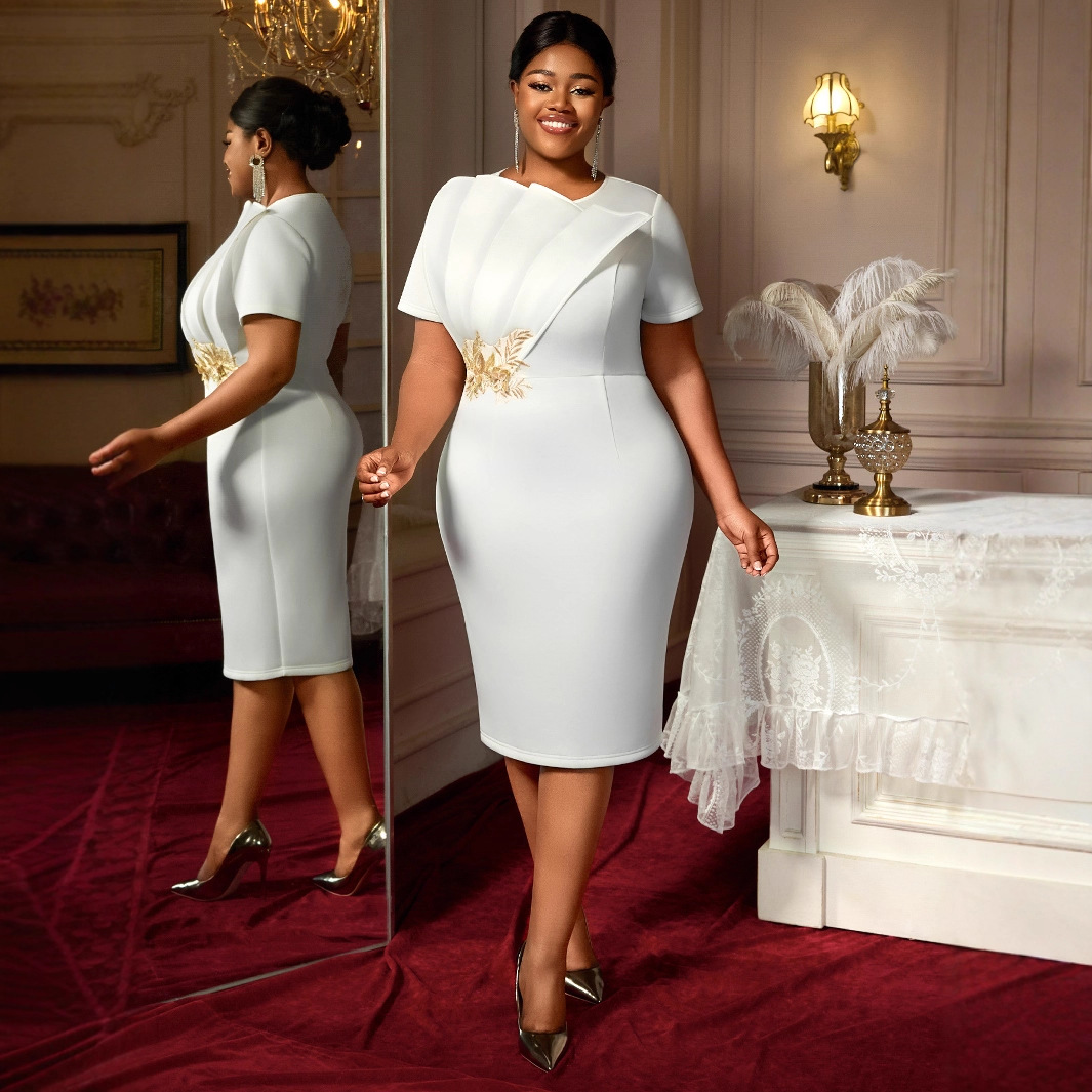 فستان حفلات مطرز بأكمام قصيرة وخصر مرتفع