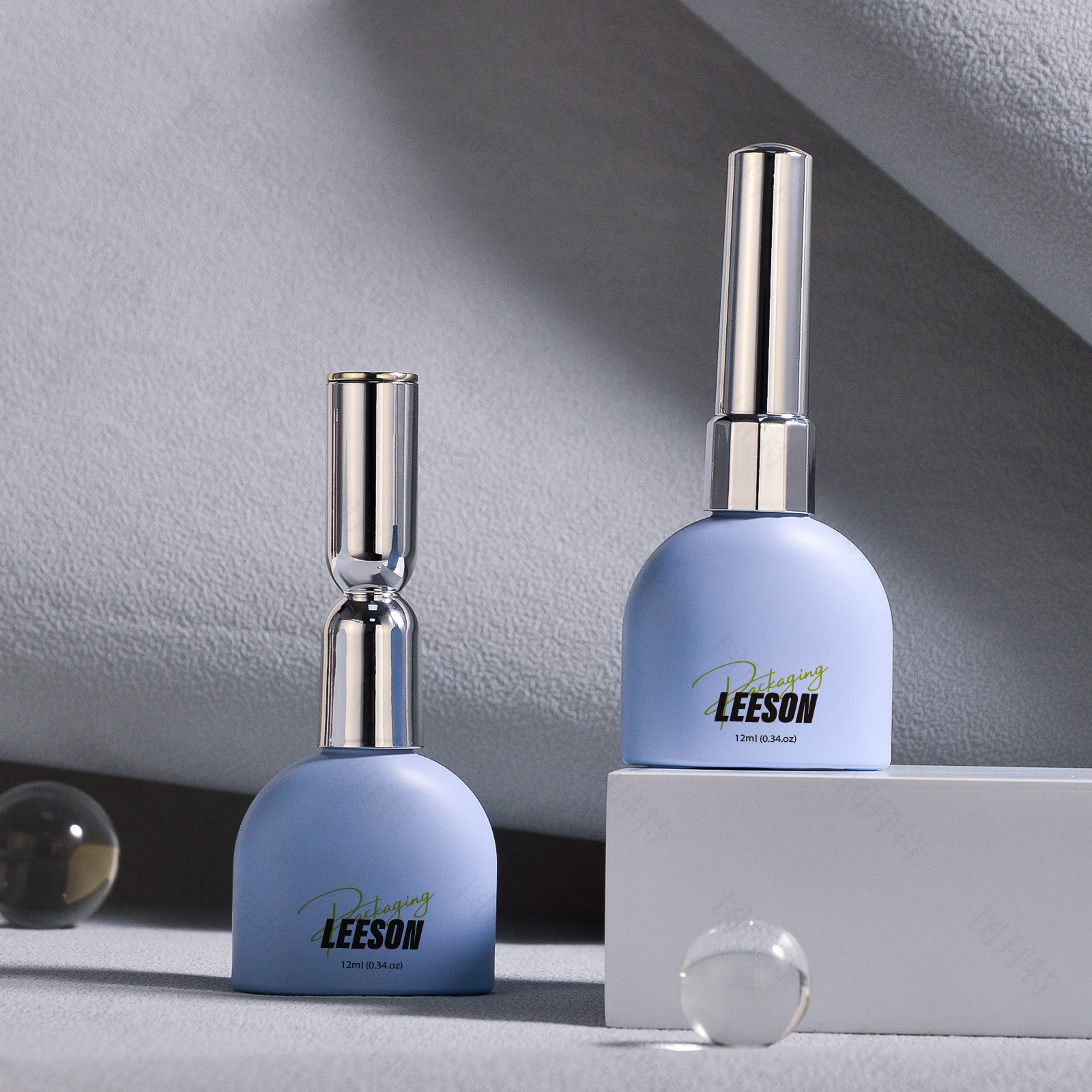 Light-proof Glass Nail Polish Bottle Bottle With Brush Electroplating Nail Polish Cover 3