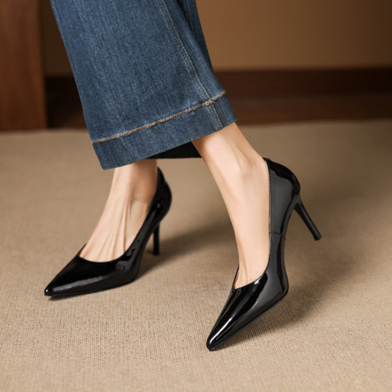 New Arrival Black Pointed-toe Patent Leather Sexy High Heels For Women