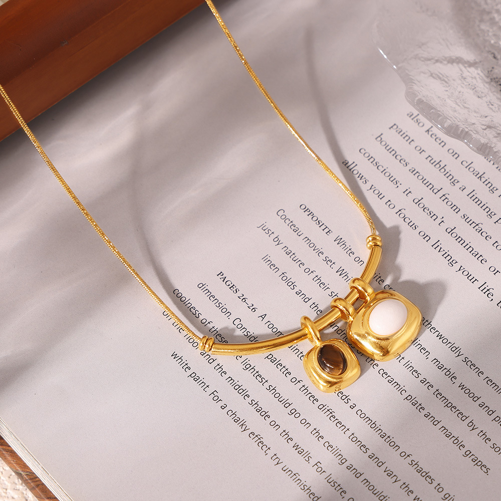 Retro Two-Tone Asymmetrical Geometric Pendant Necklace