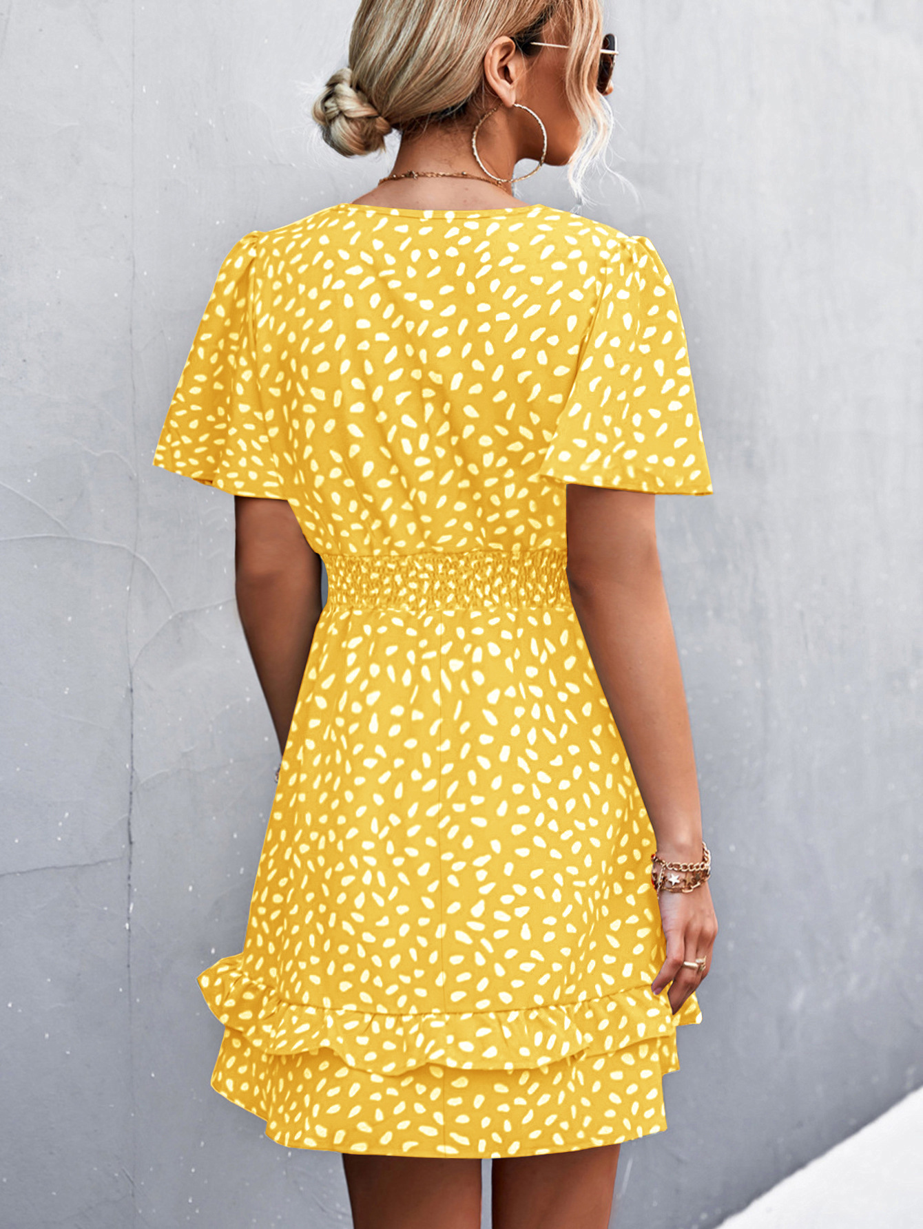 New V-neck Ruffle Waist-tight Smocking Dress
