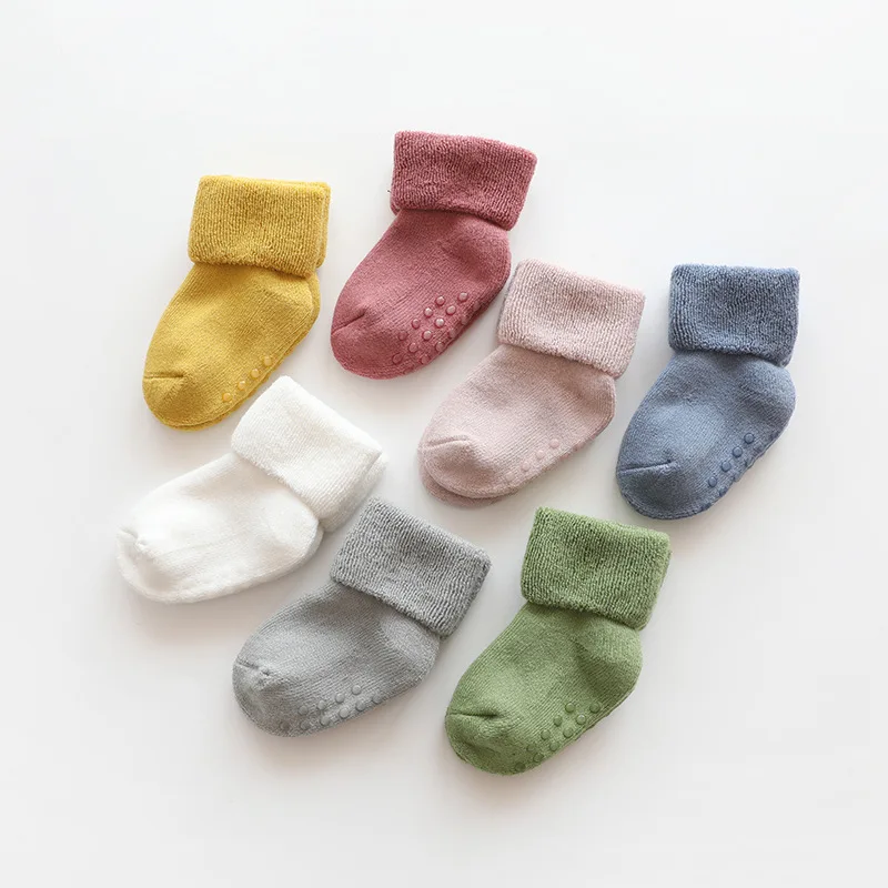 New Arrival Fuzzy Anti Slip Toddler Socks Wholesale Winter Cute Cotton Terry Non Slip Infant Baby Socks