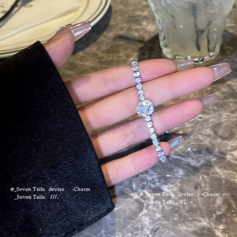 Super Flash Zircon Love Women's Bracelet - Picture 25 of 31
