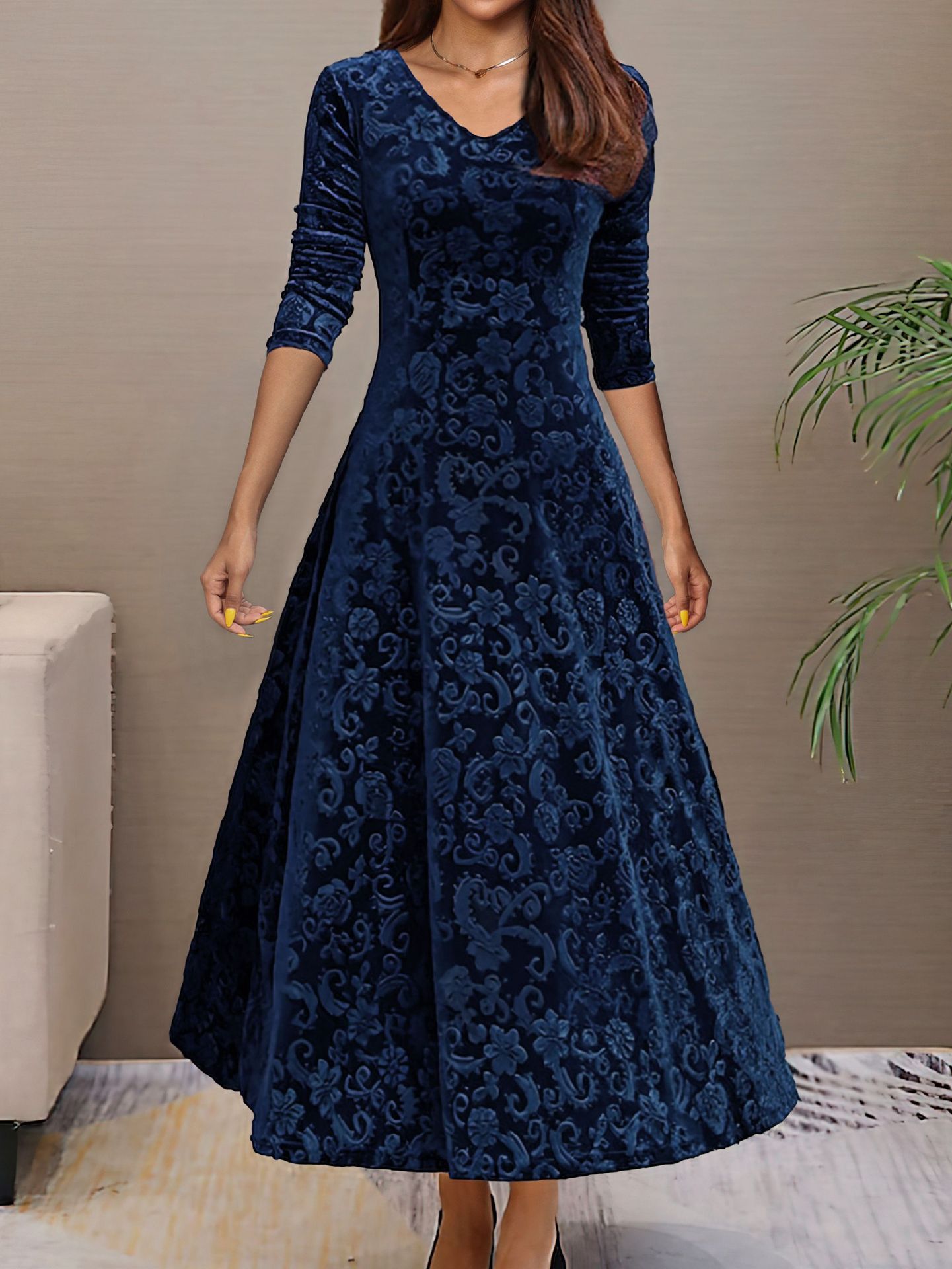Women's High-grade Dress Velvet Mid-length Dress