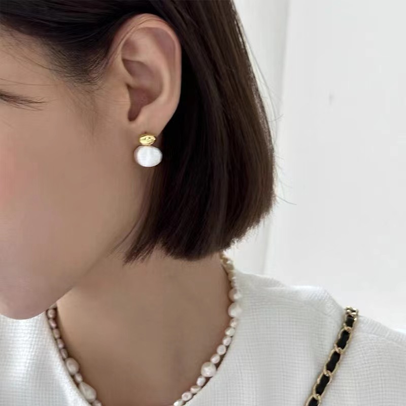 Fashion Unique Two Colors Design Geometric Ear Studs Niche Metal Brushed Texture