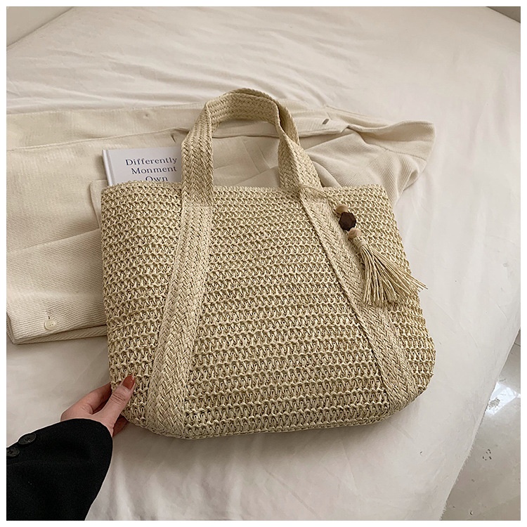 حقيبة شاطئية عصرية بحبل ورقي مع حجر ماهوجني للنساء