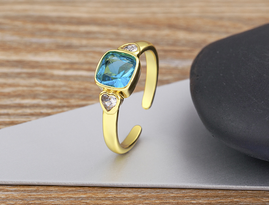 Buy Women's Clothing Online | Buy Trending Dresses for Women