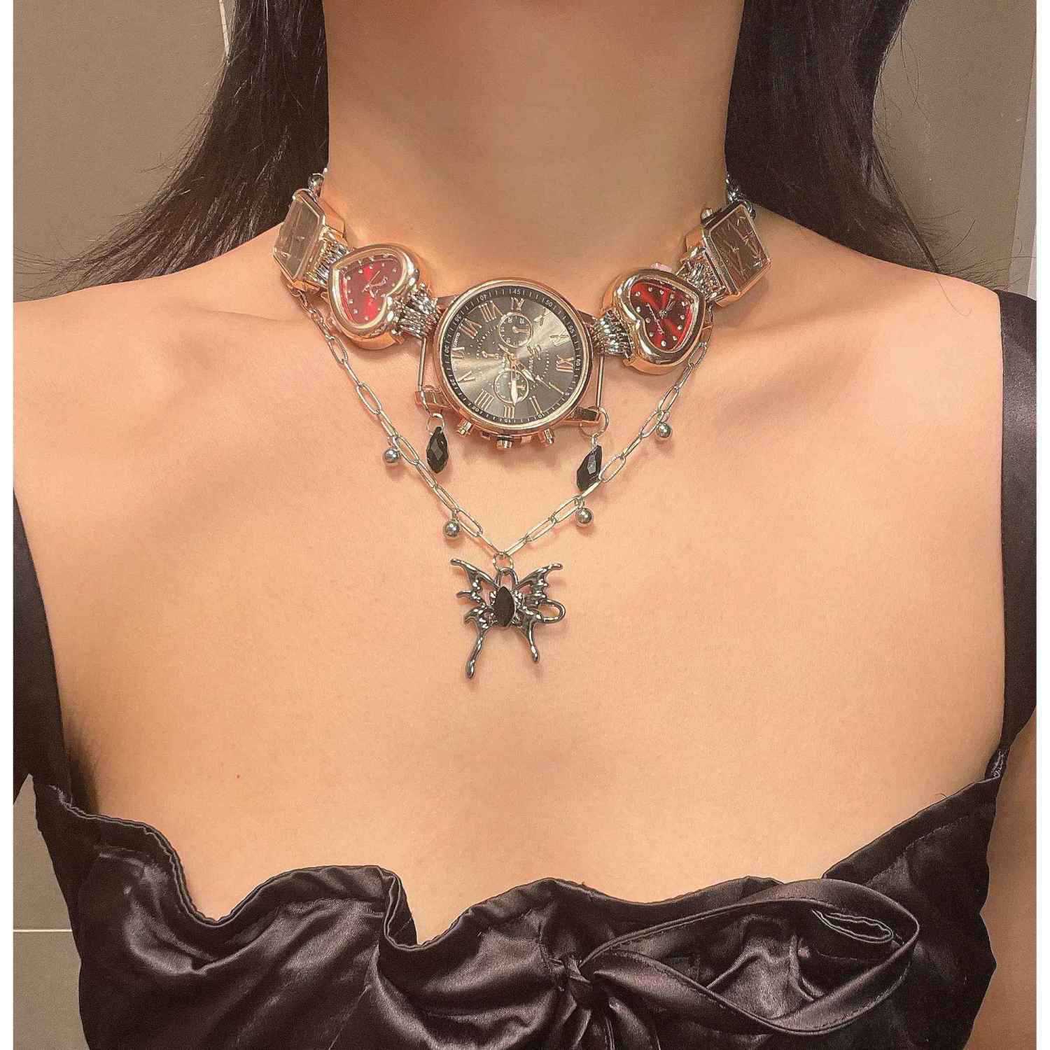 Heavy-duty Watch With A Niche Design A Timepiece Necklace