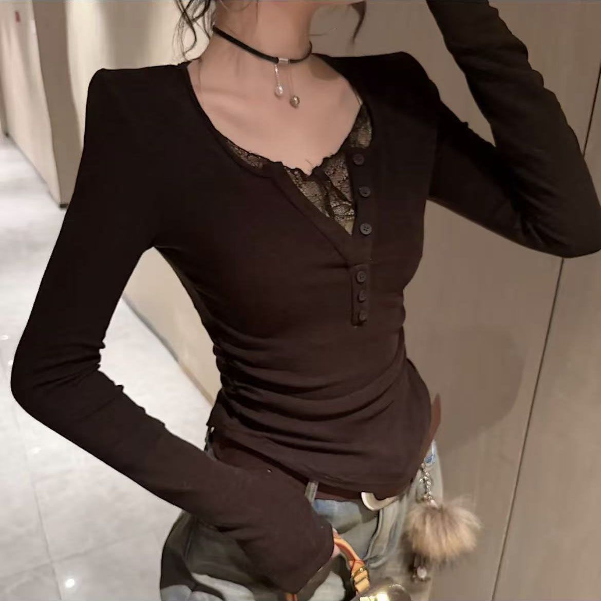 Buttoned V-neck Patchwork Lace T-Shirt Base Layer