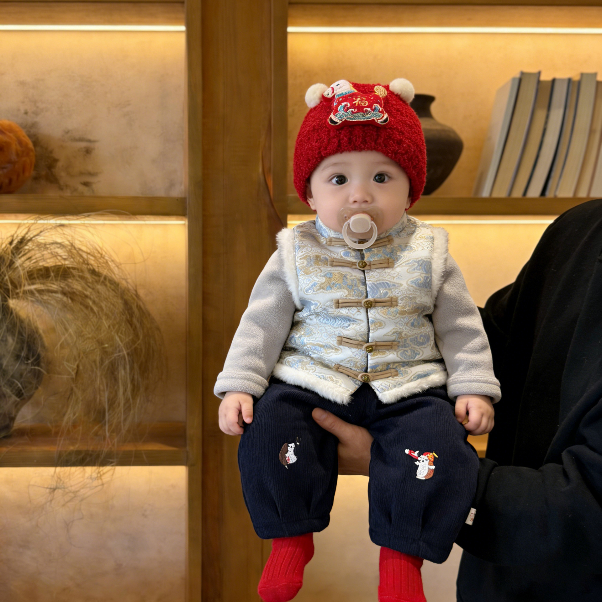 Winter Fleece-Lined Warm Chinese-Style Retro Vest Base Layer