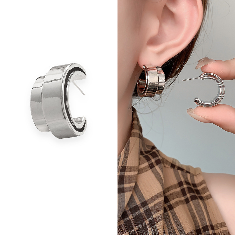 Fashion Wide Surface Double Layer C- Shaped Earrings Niche