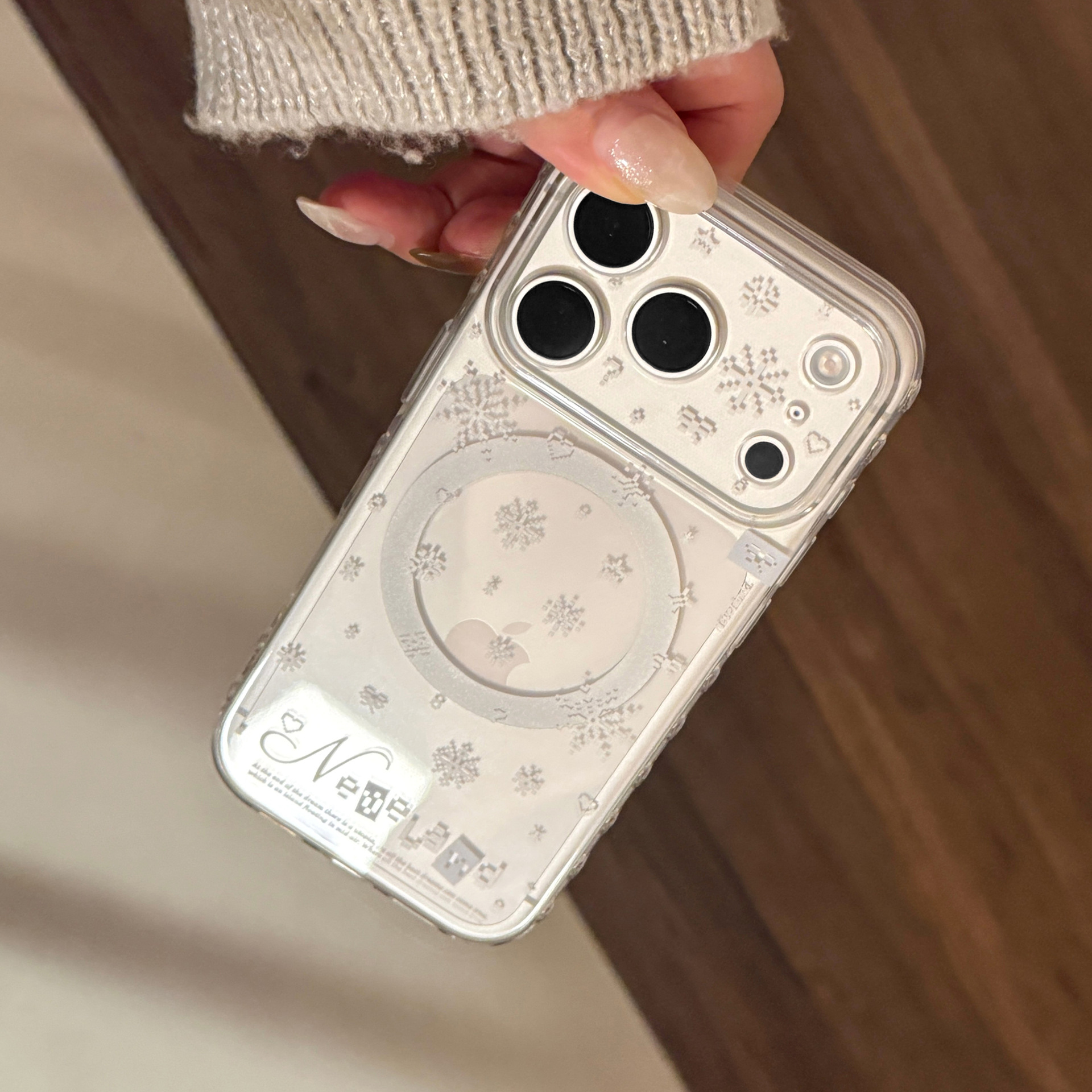 Glitter Snowman Magnetic Stand Phone Case Transparent