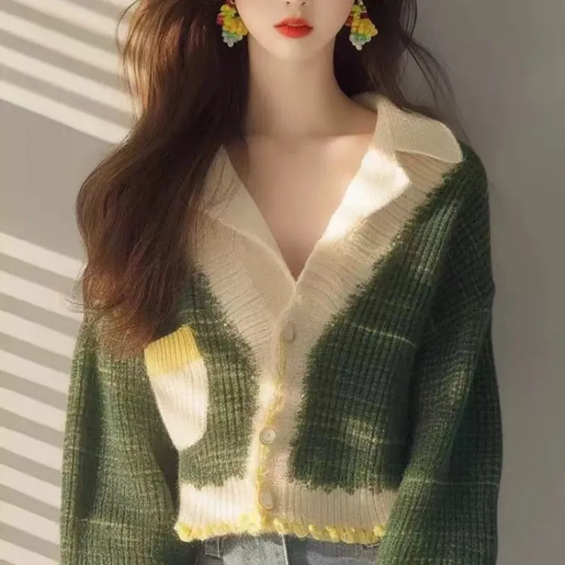 V-neck Knitted Long Sleeves Cardigan Green Sweater - Green