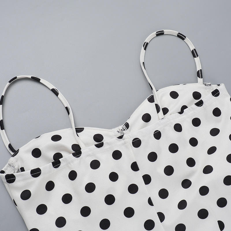 Buy Women's Clothing Online | Buy Trending Dresses for Women