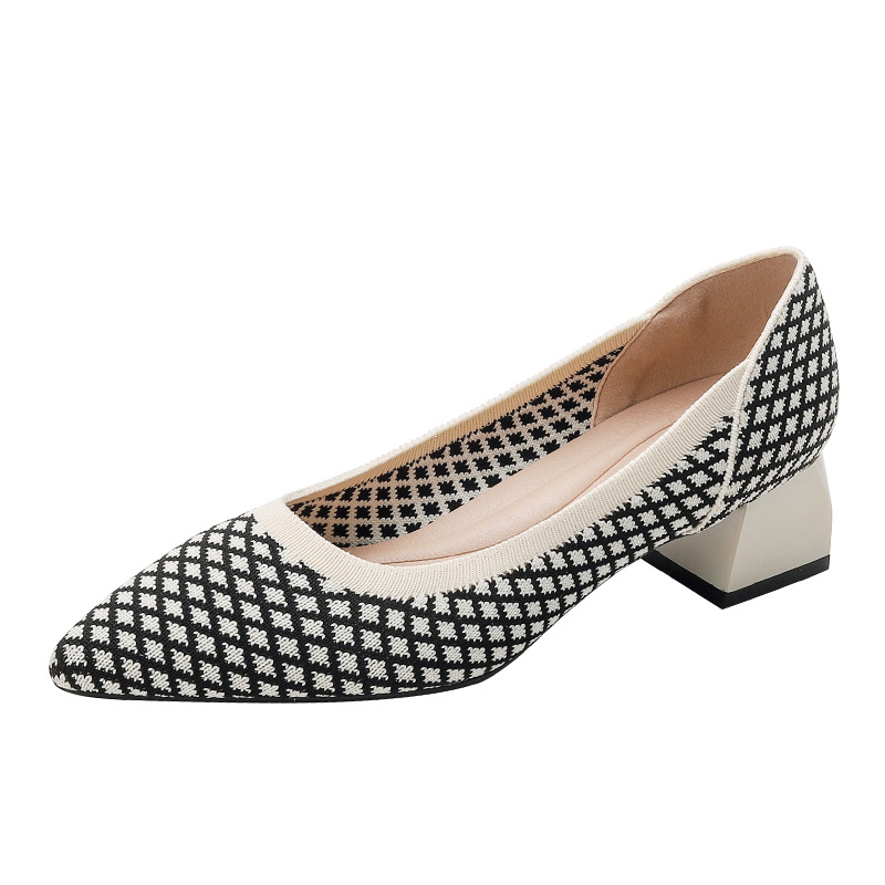 Flyknit Pointed-Toe Chunky-Heeled Pumps, picture 11 of 11
