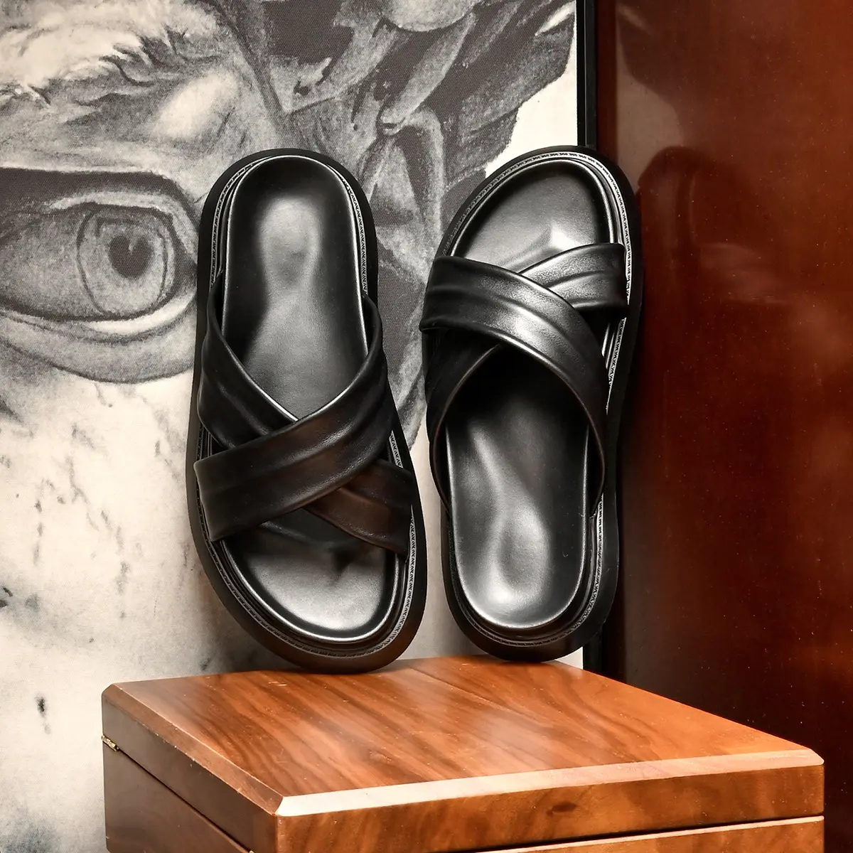 Mens Stylish Casual Cross-strap Beach Sandals