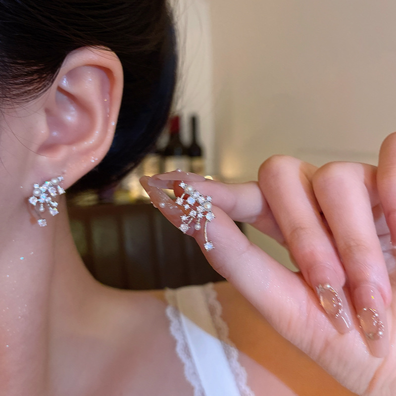 Retro Stud Designer Touch Statement Drop Earrings