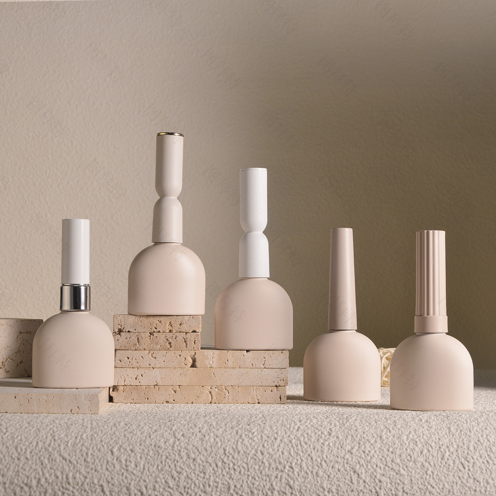 Light-proof Glass Nail Polish Bottle Bottle With Brush Electroplating Nail Polish Cover