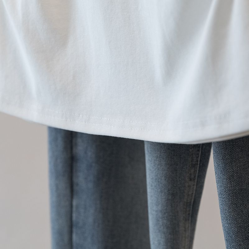 Simple Lace-spliced Round-neck Short Sleeves Simple Lace-spliced Round-neck Short Sleeves