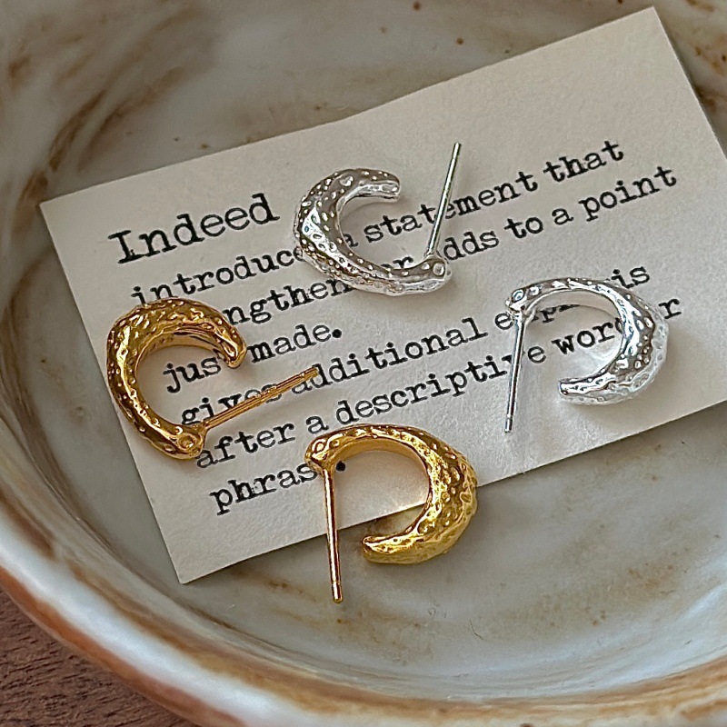 Womens Stylish Designer-inspired Textured Pleated Earrings