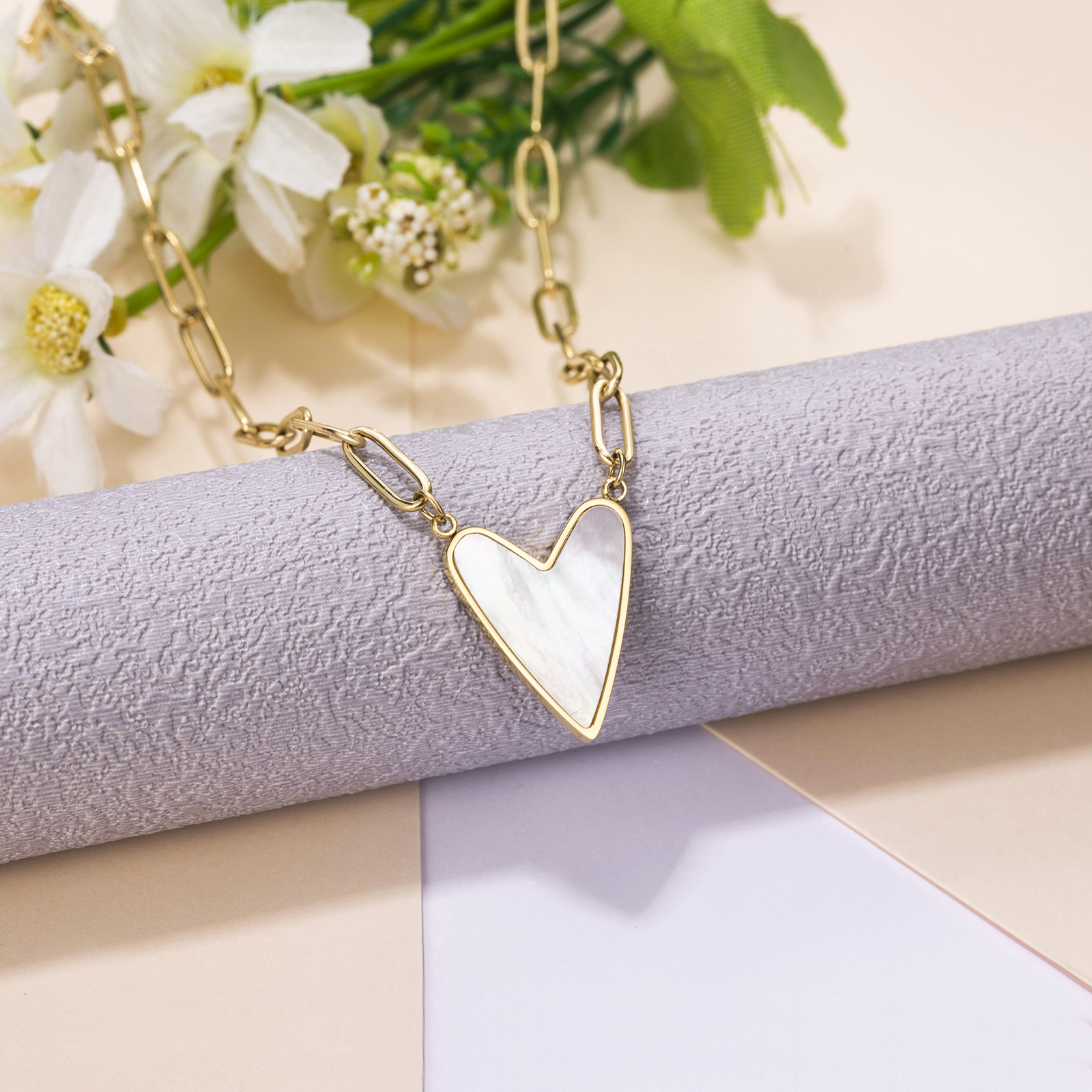 Titanium Steel Peach Heart White Shell Necklace And Earring Suit Simple