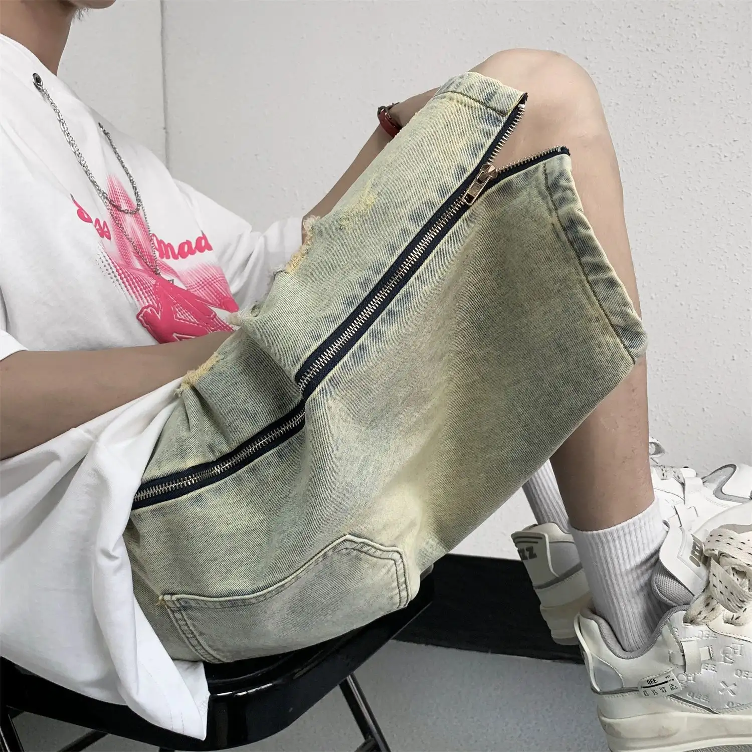 Retro Yellow Mud Ripped Denim Shorts Men's Loose Five Points