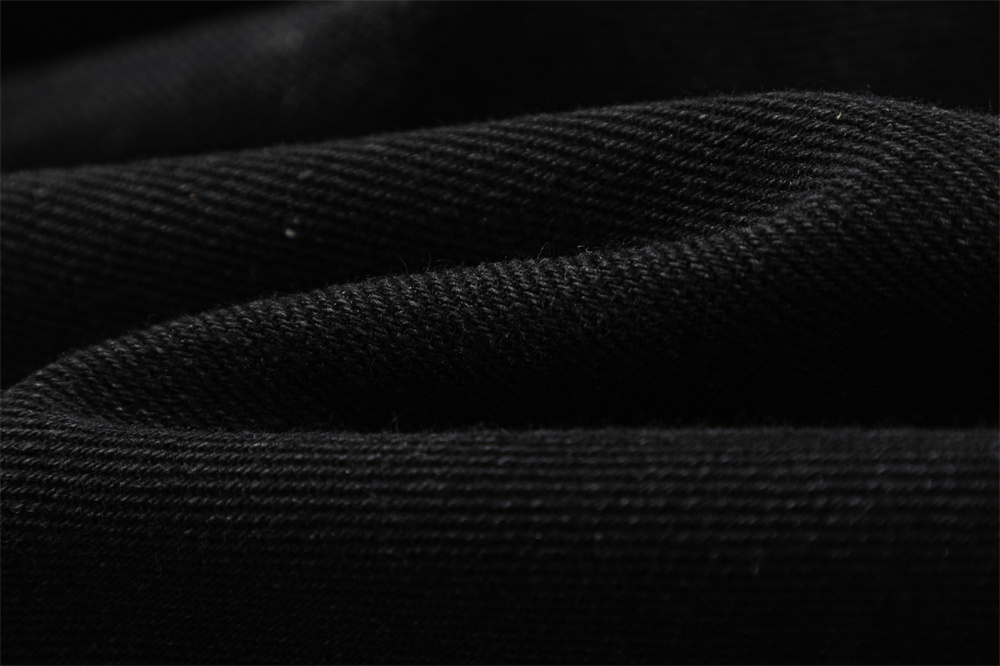 Line Embroidery Straight Jeans Men