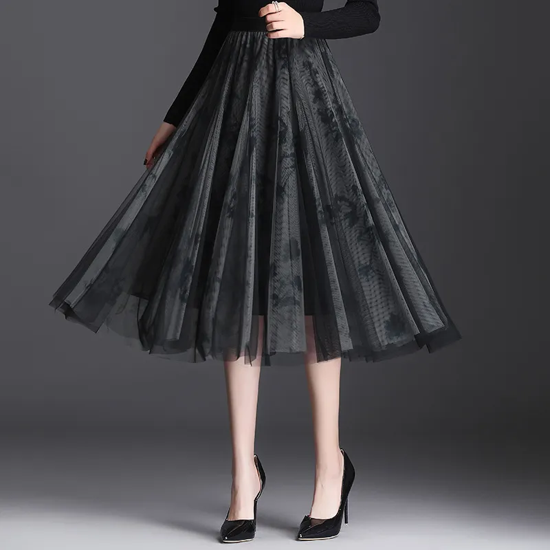 Gauze Skirt Women's Half-length High Waist Three-layer Large Swing Skirt Fashion Oversized Pleated Skirt - Black