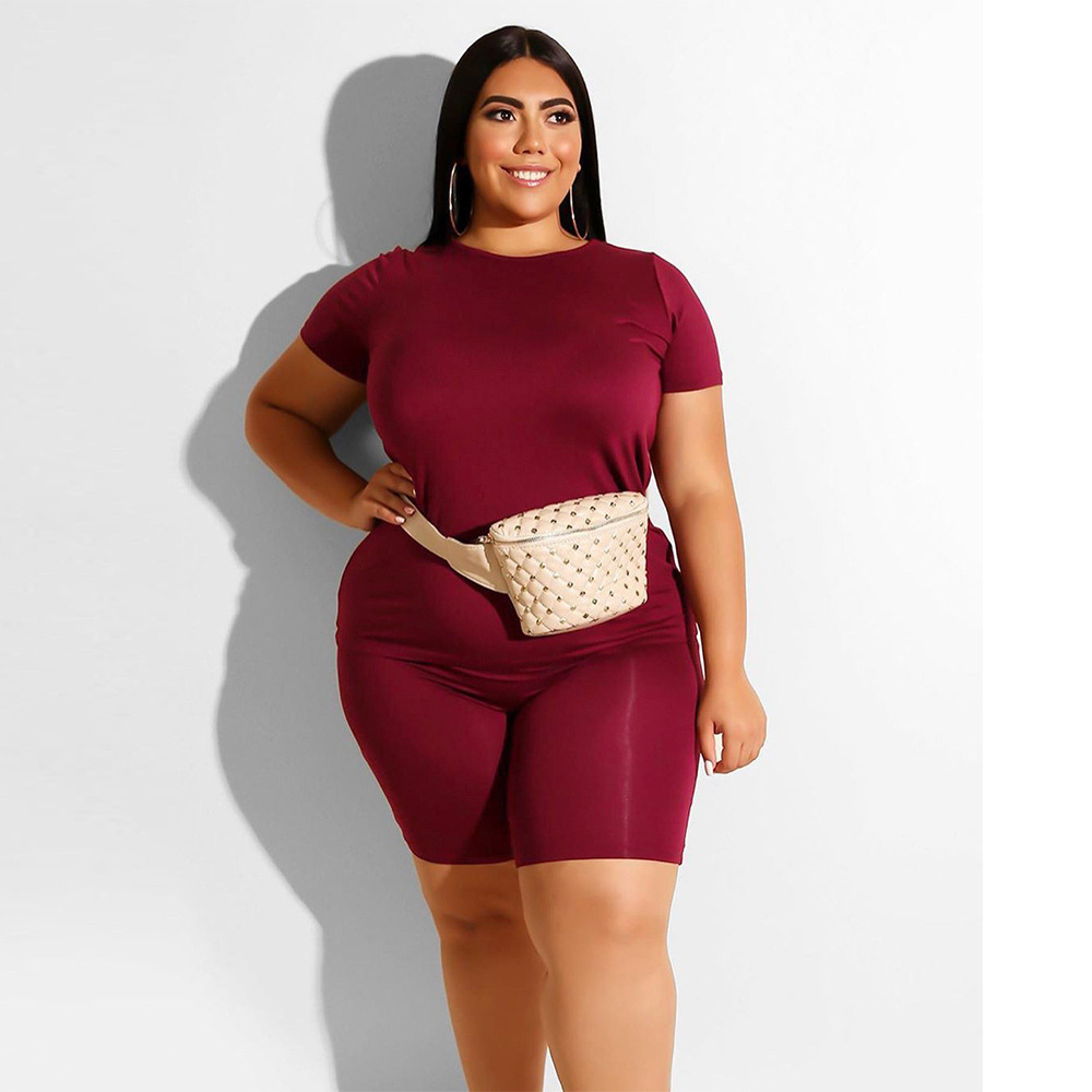 Plus Size Women's Casual Solid Color Round Neck T-shirt Shorts Set