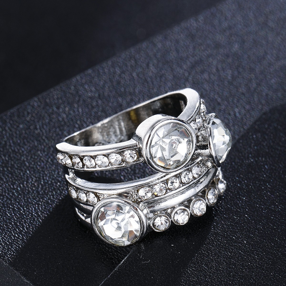 https://cf.cjdropshipping.com/quick/product/67b73d05-b0f2-4451-9573-e8c132776bd4.jpg