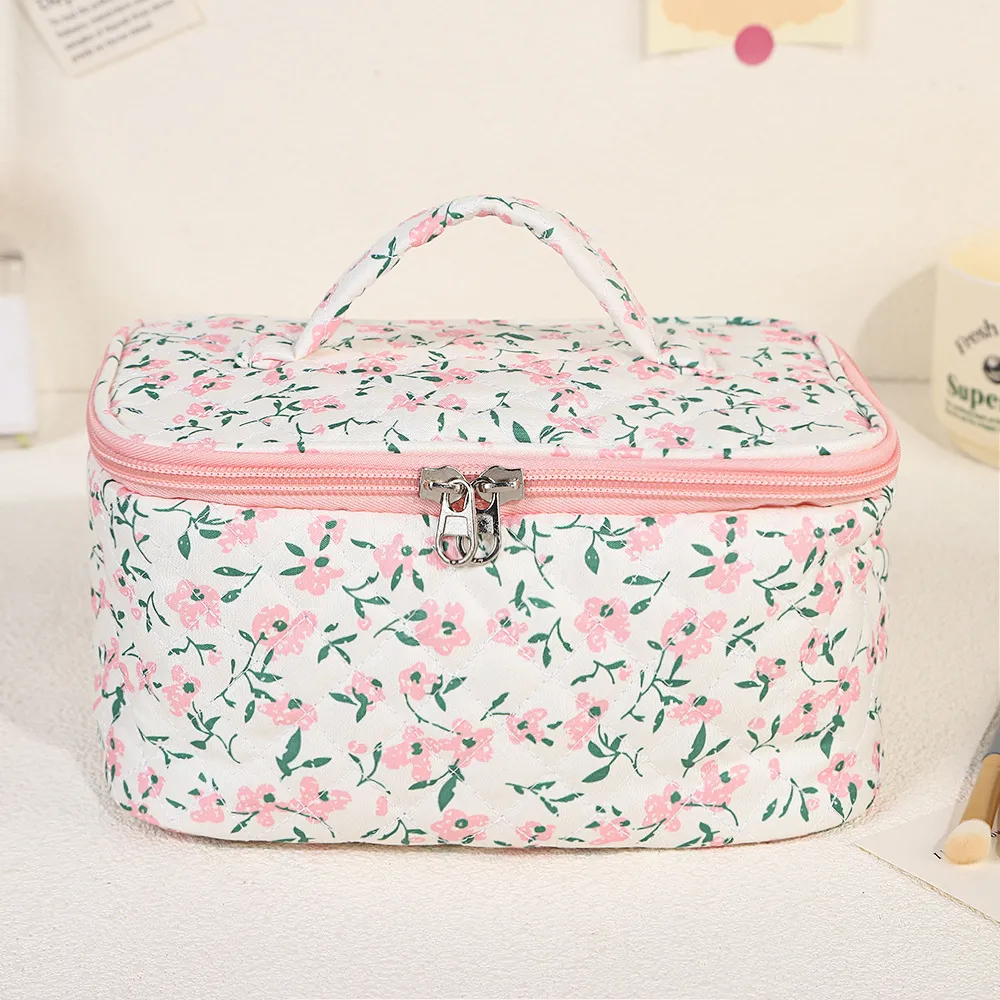 Large Capacity Floral Makeup Bag Good-looking Wash Bag Travel Portable Portable - Floral