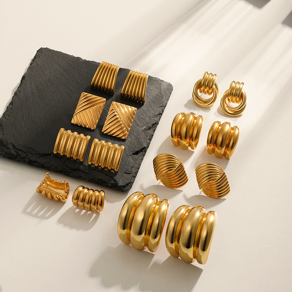Golden Series Instagram-Style Striped Textured Earrings