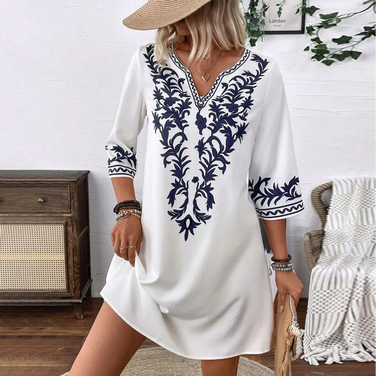 V-neck Bohemian Pastoral Style Half Sleeve Commuter Dress