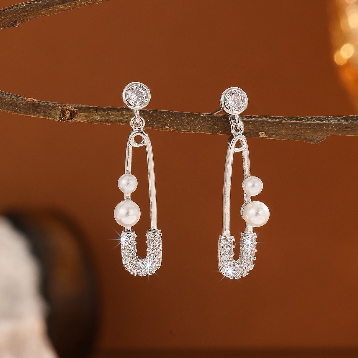Special-interest Design Cold Long Micro Zircon-encrusted Stud Earrings