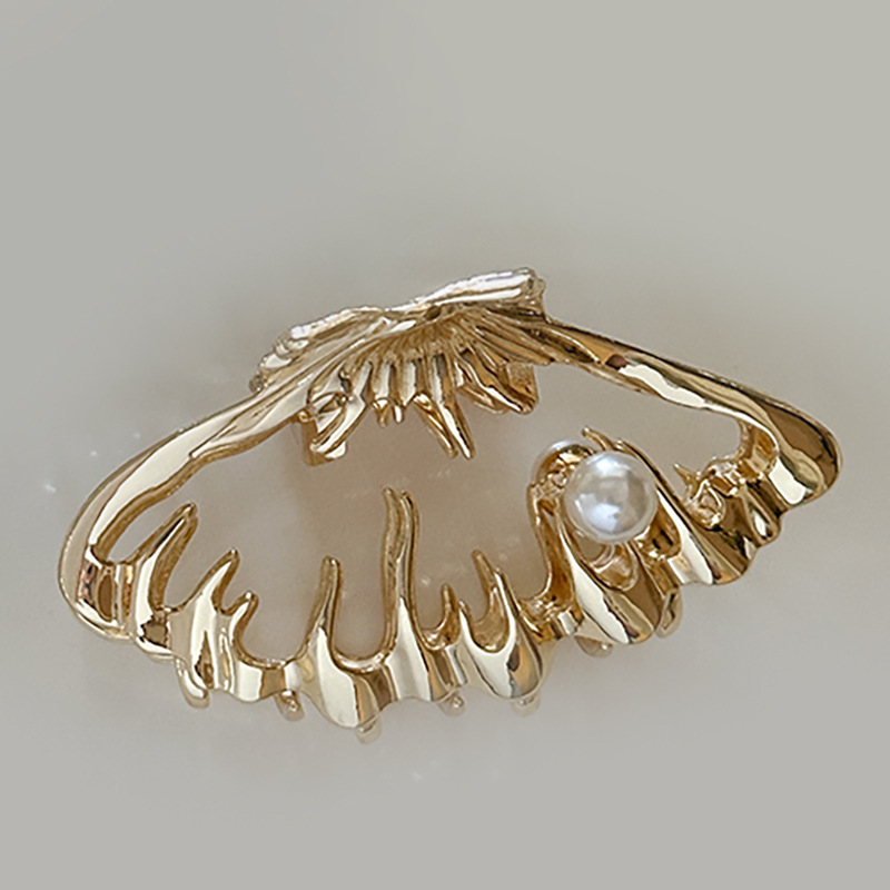 Luxury Metallic Hollow Shell Hair Clip