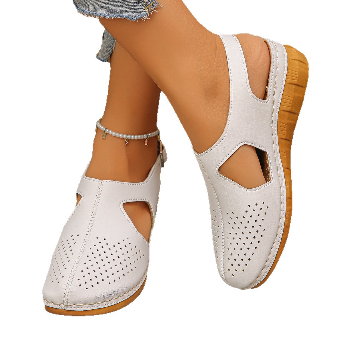 Lightweight Slippers With A Thick Sole And Buckle-strap Design