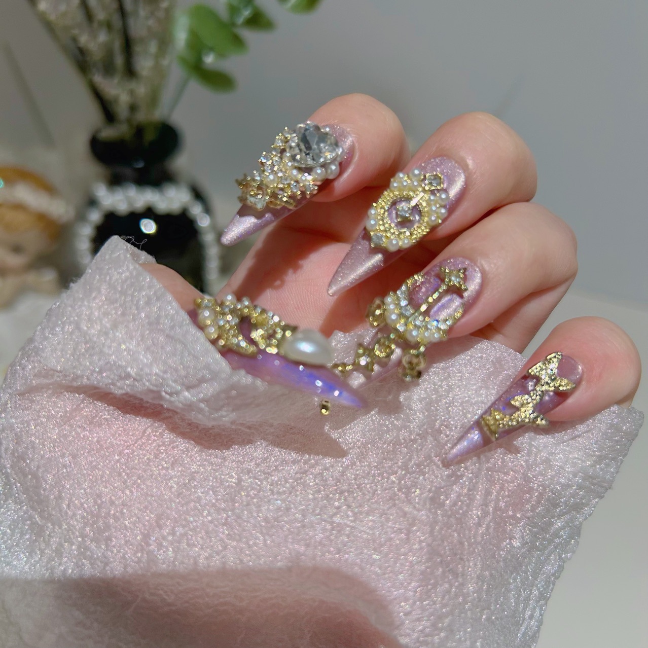 Heavy-duty French Cat-eye Handcrafted Luxury Wearable Patches