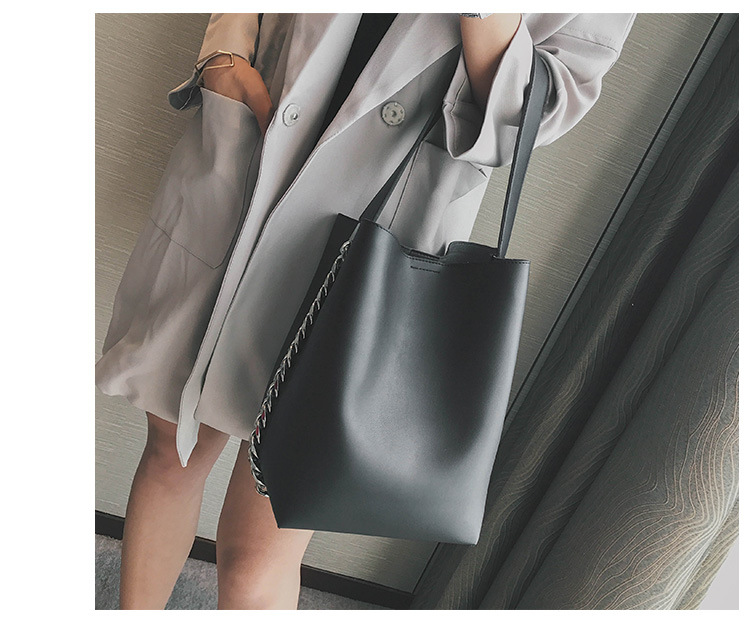 Title 26, Korean style simple picture bucket bag