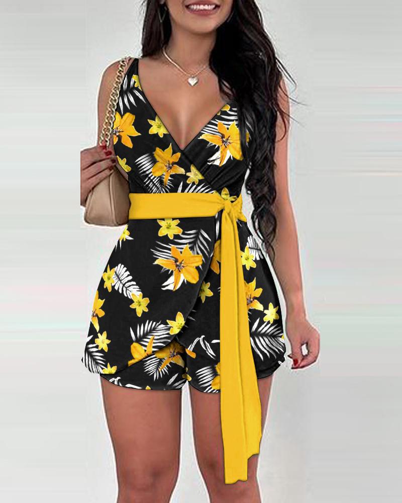 Spring And Summer V neck Belt Shorts Fashion Casual Set Black And Yellow Print - Shop at LoveMi