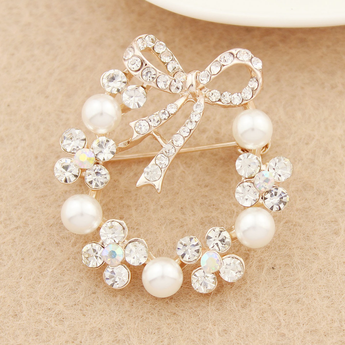 Pearl Rhinestone Bow Accessory Pin Brooch For Women