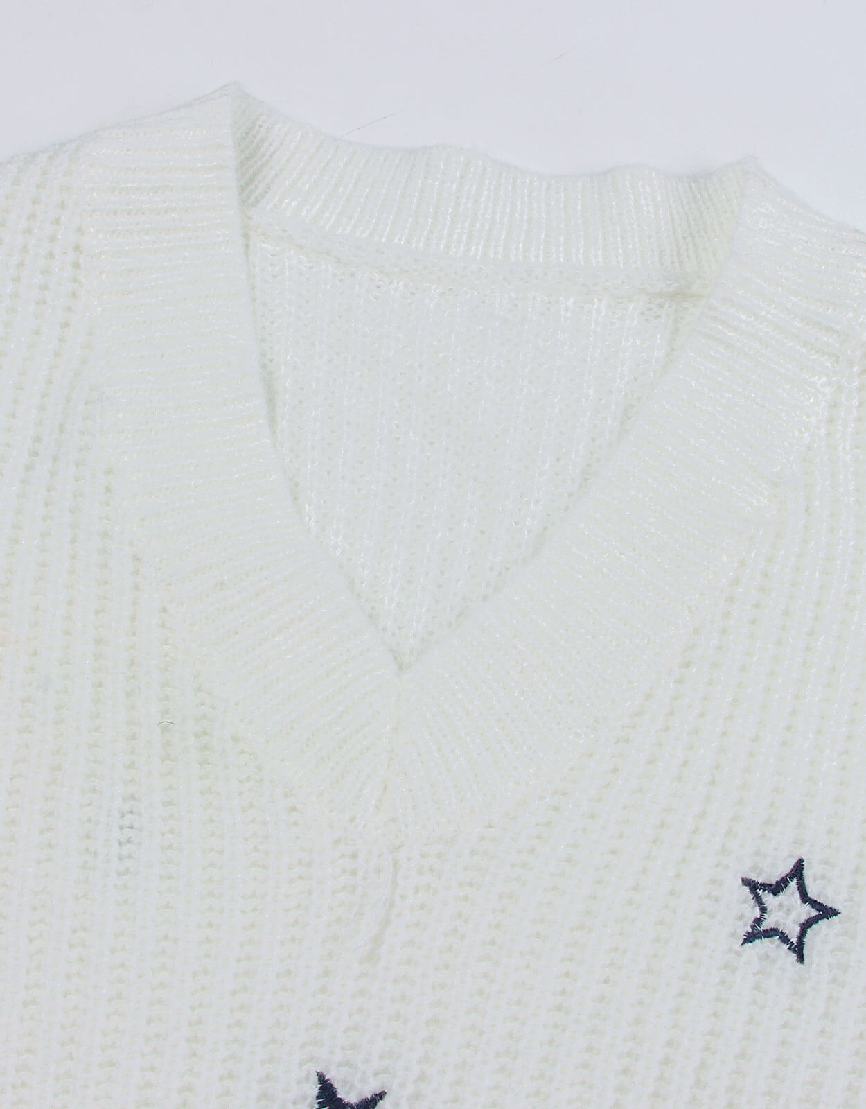 Title 10, New Commuter V-Neck Solid Little Star Embroider...