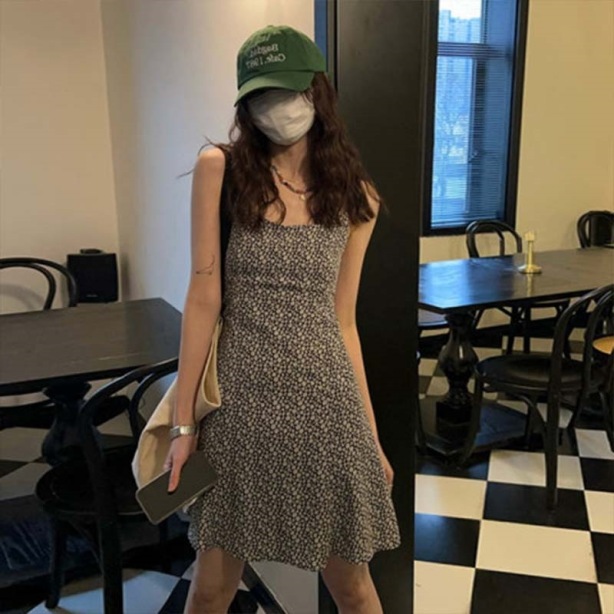 Retro French-style Floral-print Slip Dress