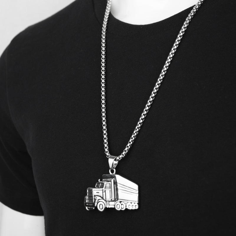 European And American Bar Hip Hop Truck Titanium Steel Necklace