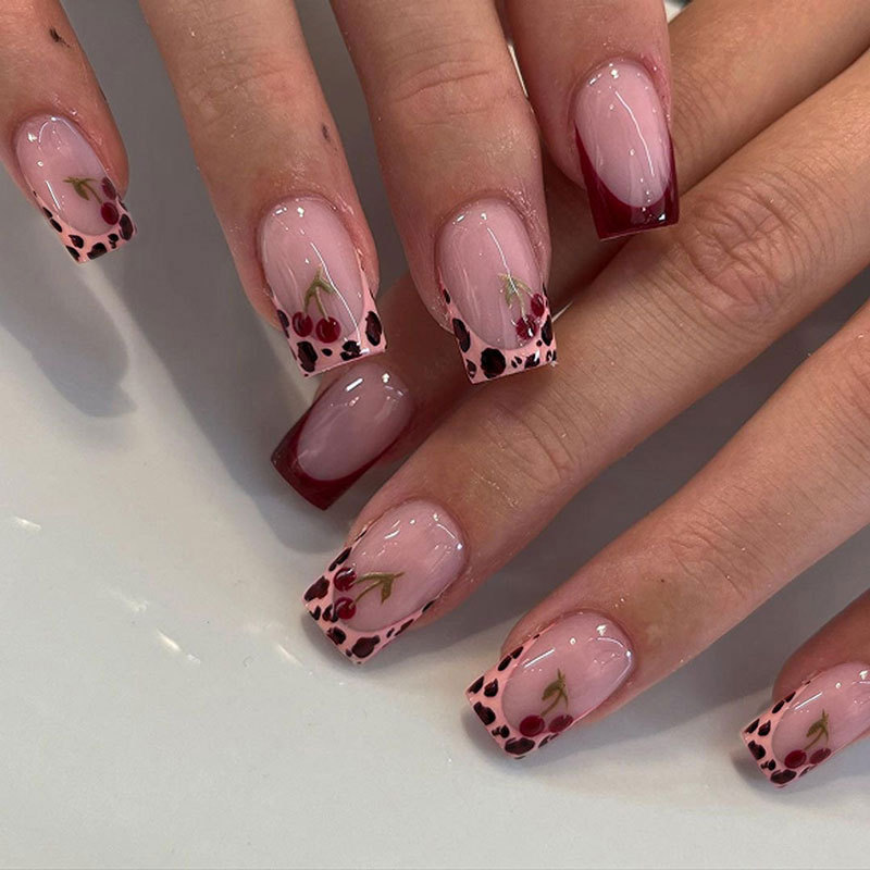 Mid-length European-square-shaped Dark Red French Cherry 24-piece Press-on Nails