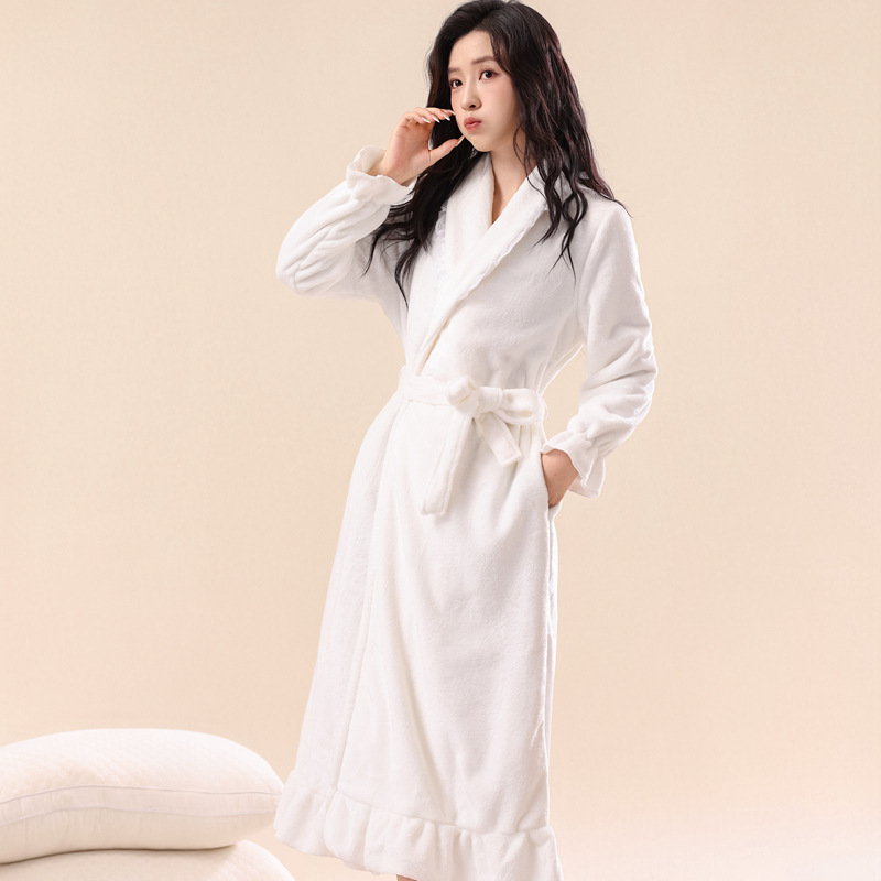 Style Flannel Thick Warm Bathrobe